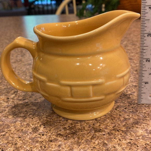 Longaberger Butternut Yellow Pottery Creamer Woven Traditions - Picture 10 of 15